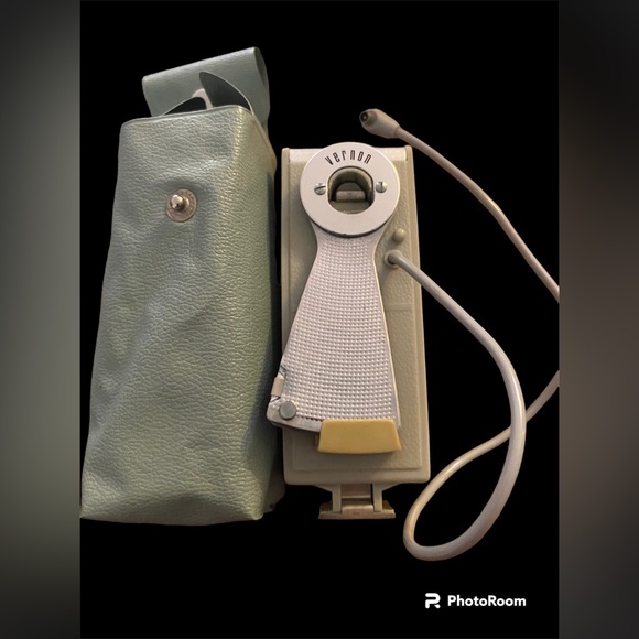 Vintage Vernom Camera Flash - Picture 1 of 3